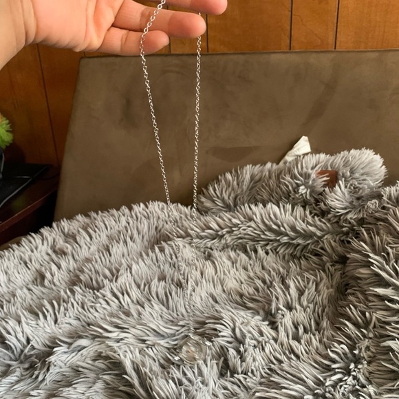 NWOT Harry Potter Time Turner Swiveling Hourglass Rotating Time Necklace - Picture 5 of 9